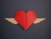 Cách xếp trái tim giấy có cánh cho Valentine