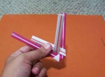 Cách gấp hình trái tim từ ống hút 3
