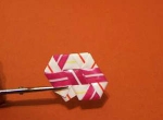 Cách gấp hình trái tim từ ống hút 4