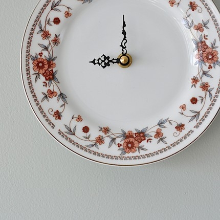 Những mẫu đồng hồ treo tường tuyệt đẹp từ đĩa ăn 20