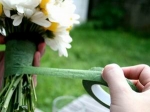 Cách bó hoa đơn giản để tặng nàng 4