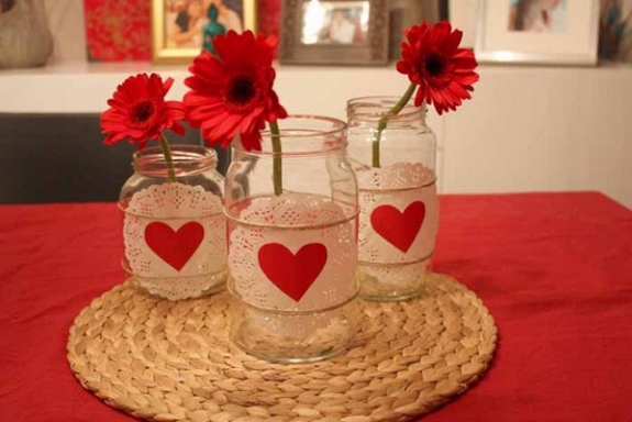 Một số cách trang trí hoa và nến lãng mạn cho ngày Valentine 2